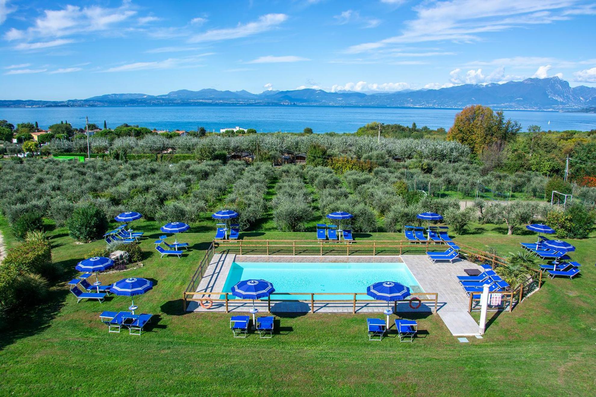 Agriturismo Il Giardino Degli Ulivi Лацизе Экстерьер фото