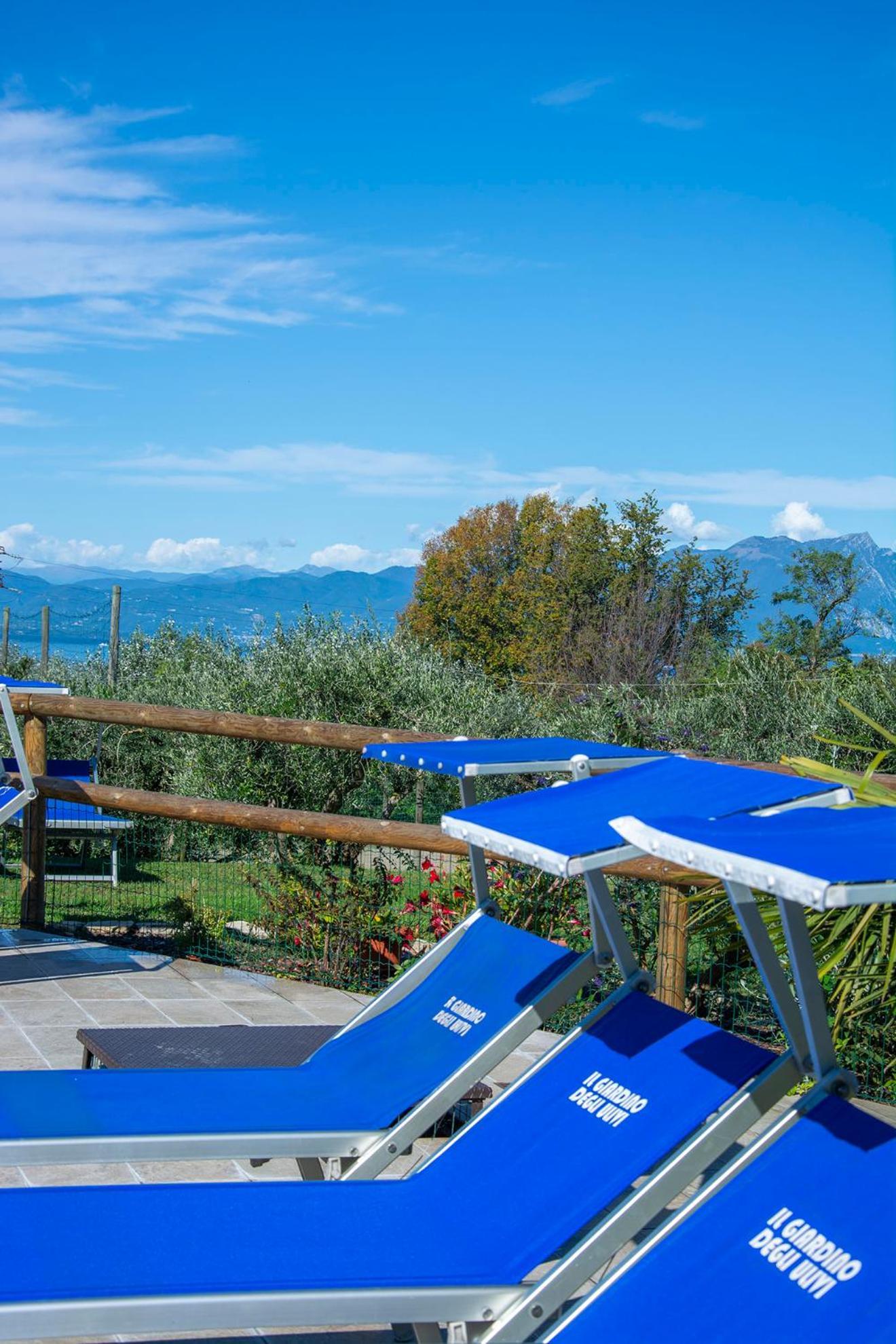 Agriturismo Il Giardino Degli Ulivi Лацизе Экстерьер фото