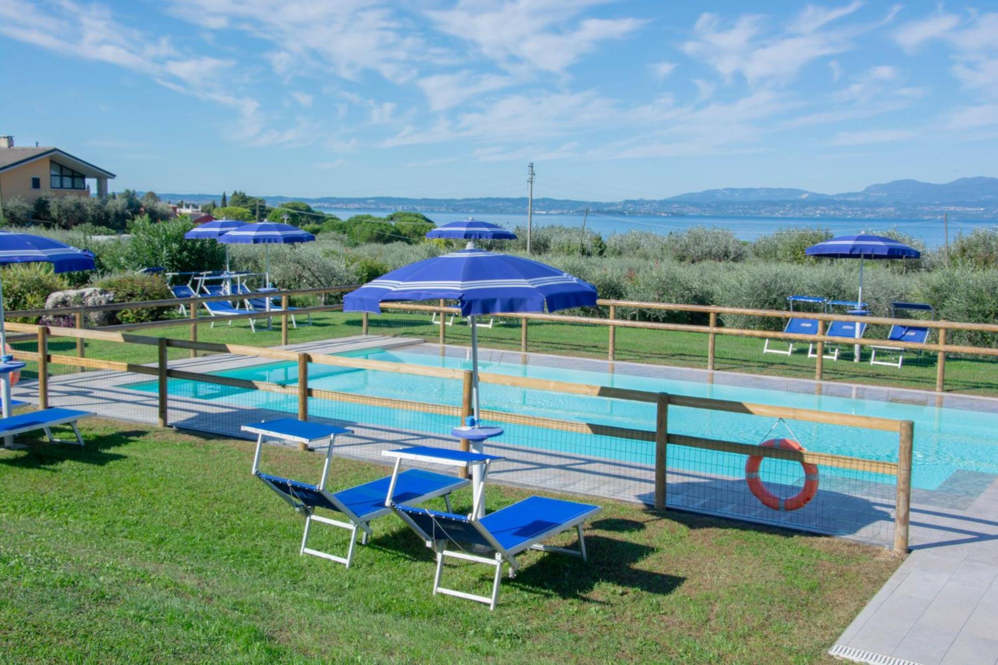 Agriturismo Il Giardino Degli Ulivi Лацизе Экстерьер фото